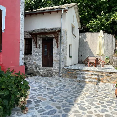 Red Villa's Holiday home *