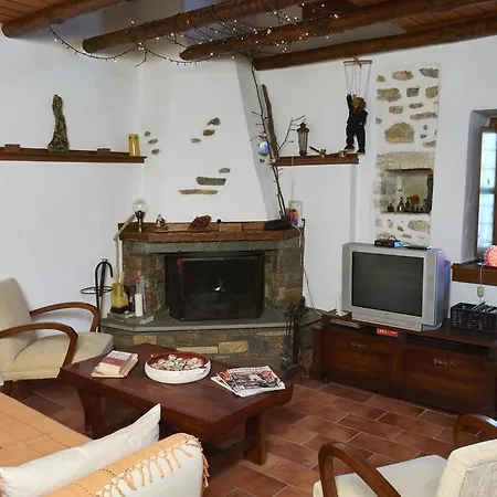 Red Villa's Holiday home