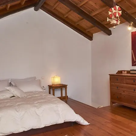 Red Villa's Tsagarada
